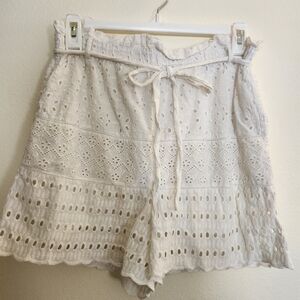 Short casual beach for women
